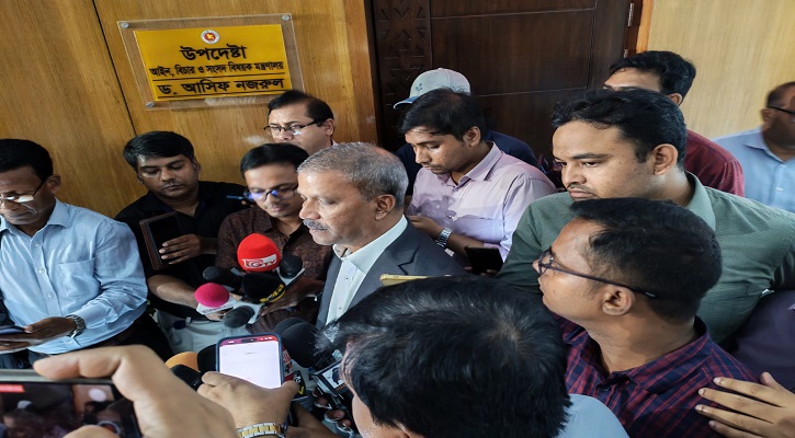 সব রাজনৈতিক দল জুলাই সনদে সই করবে: আইন উপদেষ্টা